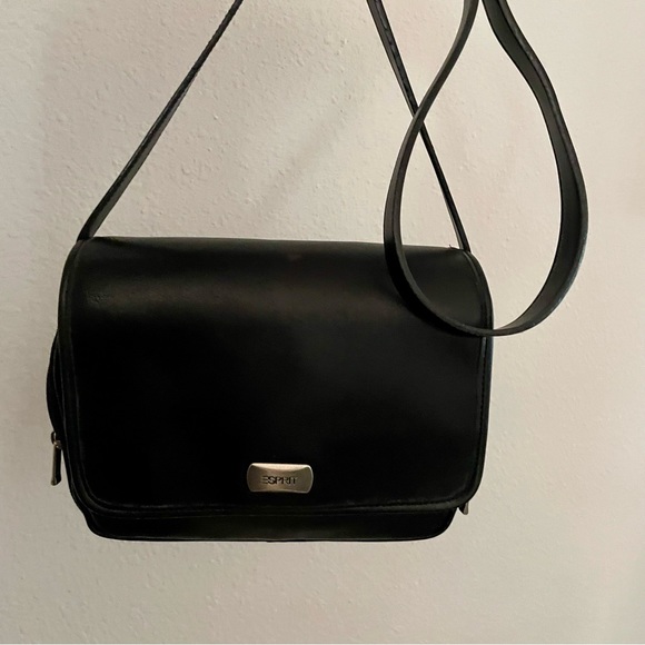 Esprit black crossbody Vegan! - Picture 7 of 9